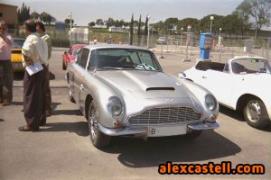 Aston Martin DB 6